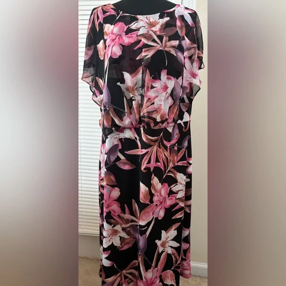Connected Apparel Floral Print Dress-Size 16 - Picture 6 of 13